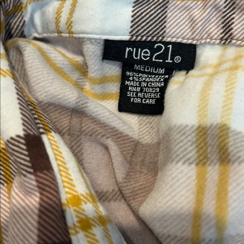 3/$15 RUE 21 plaid button down - Picture 5 of 5